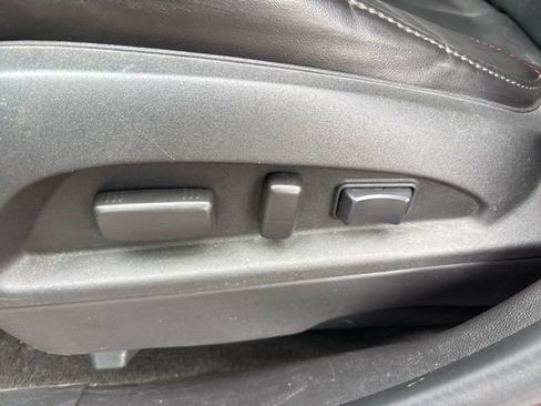 Used 2013 GMC Terrain SLT w/ Cargo Package image 21