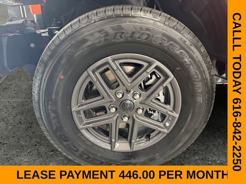 New 2025 Jeep Gladiator Sport image 5