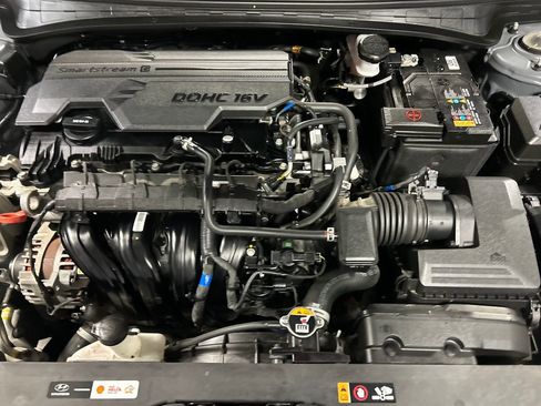 Used 2022 Hyundai Elantra SEL w/ Convenience Package image 24