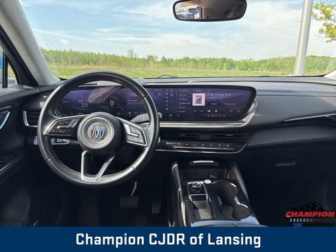 Used 2024 Buick Envision Preferred AWD/4WD image 2
