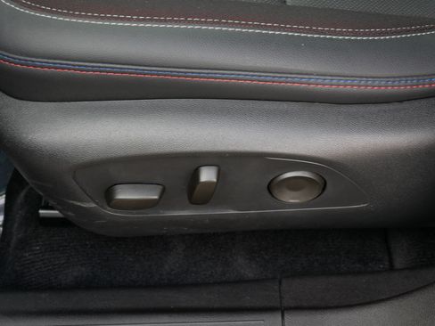 Used 2024 Chevrolet Equinox EV RS image 18