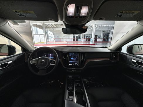 Used 2024 Volvo XC60 B5 Plus w/ Climate Package image 23