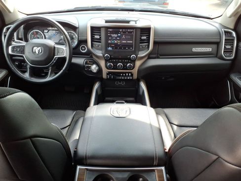 Used 2022 RAM 1500 Laramie AWD/4WD image 11