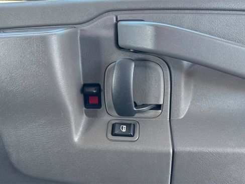 Used 2024 Chevrolet Express 2500 w/ Driver Convenience Package image 25