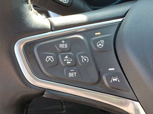 Used 2022 Chevrolet Malibu LT w/ Leather Package image 21