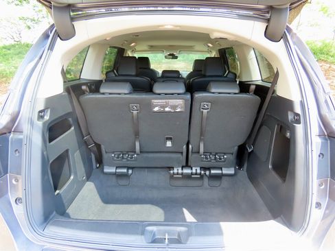 Used 2026 Honda Odyssey EX-L image 12