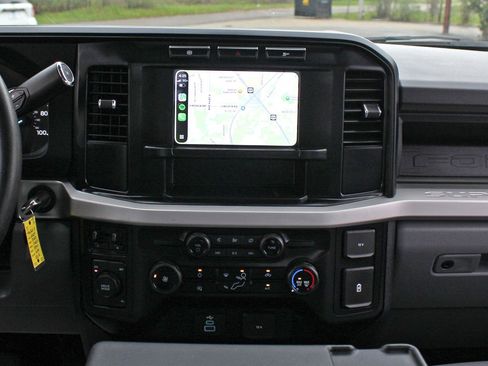 Used 2024 Ford F450 XL image 33