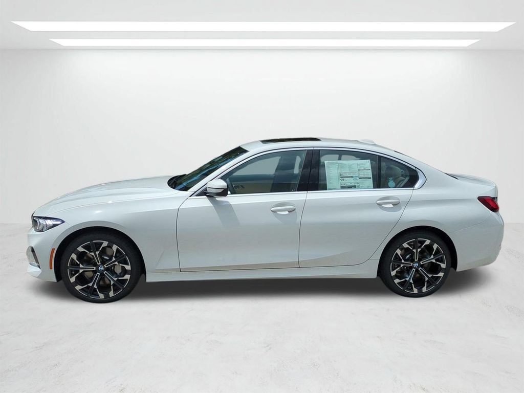 New 2026 BMW 330i xDrive Sedan w/ Convenience Package AWD/4WD image 7