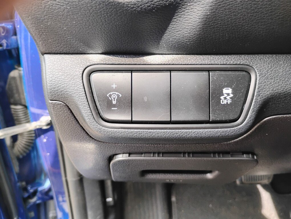 Used 2022 Kia Forte LXS FWD image 15