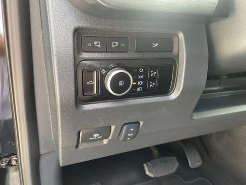Used 2024 Ford F250 Lariat w/ Lariat Ultimate Package AWD/4WD image 30