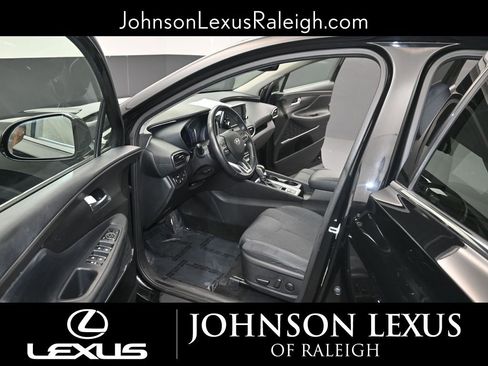 Used 2019 Hyundai Santa Fe SEL image 13