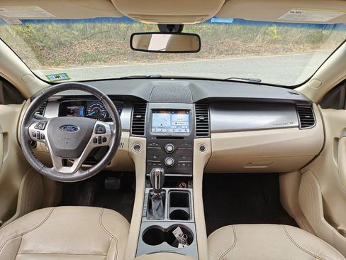 Used 2018 Ford Taurus SEL w/ Equipment Group 201A image 17