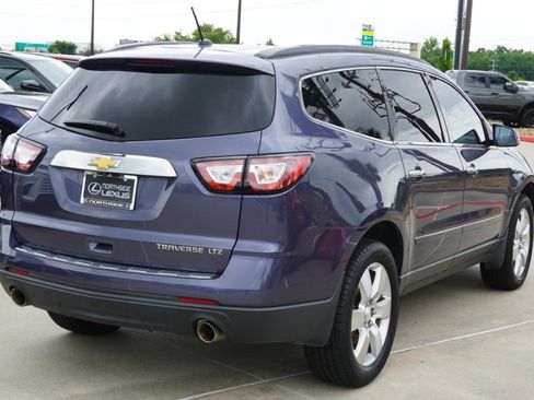 Used 2014 Chevrolet Traverse LTZ FWD image 6