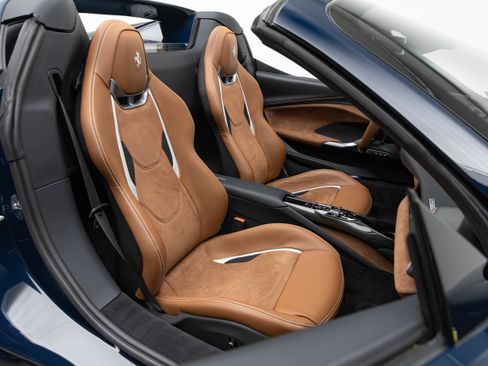 Certified 2025 Ferrari 296 GTS RWD image 36
