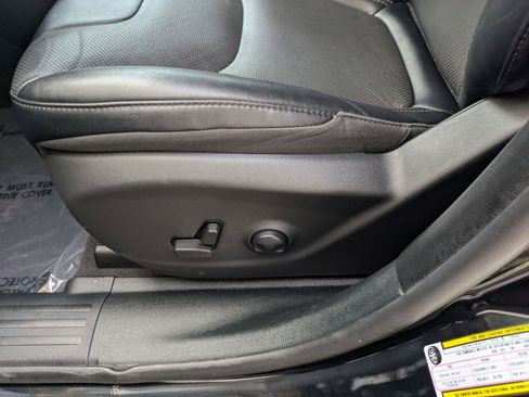 Used 2022 Jeep Cherokee Latitude Lux w/ Sun & Sound Group FWD image 22