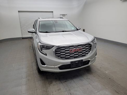 Used 2018 GMC Terrain Denali w/ Advanced Safety Package image 14