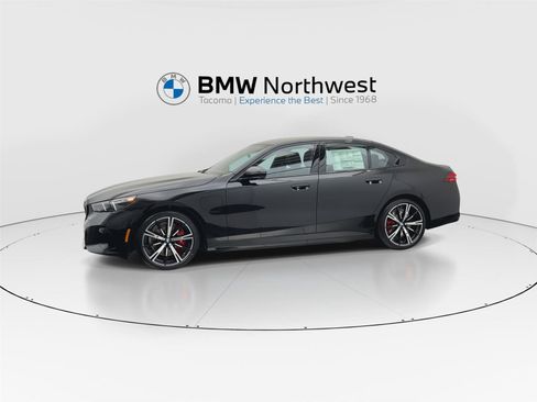 New 2026 BMW 550e xDrive AWD/4WD image 10