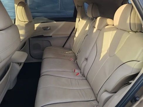 Used 2009 Toyota Venza FWD image 10