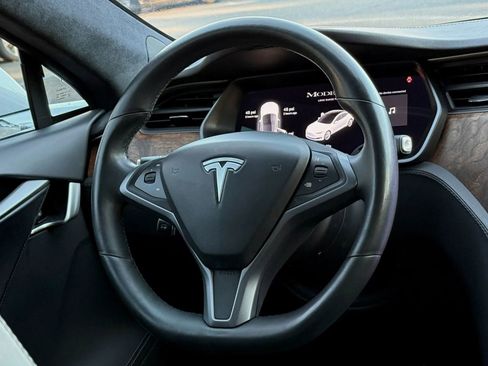 Used 2020 Tesla Model S Long Range Plus AWD/4WD image 12