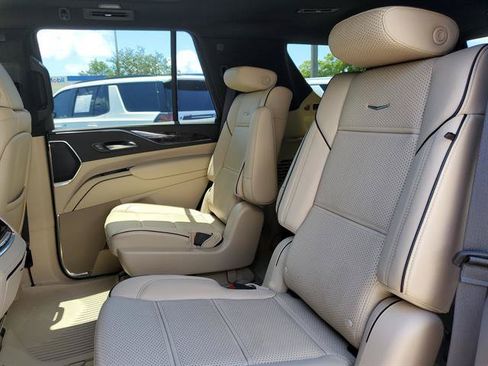 Certified 2023 Cadillac Escalade Premium Luxury w/ LPO, Radiant Package AWD/4WD image 37