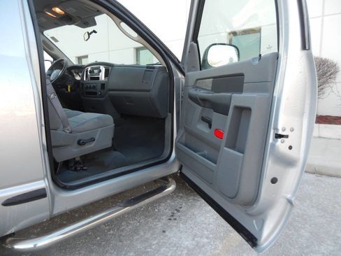 Used 2008 Dodge Ram 1500 Truck SLT w/ Trailer Tow Group image 28