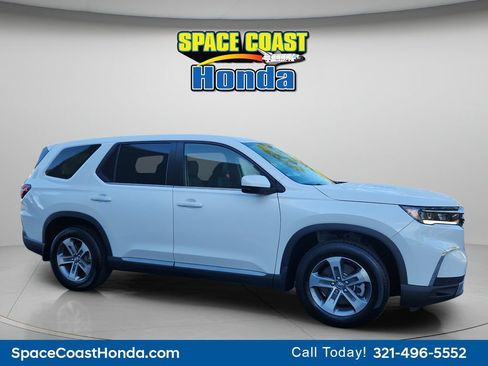 Certified 2025 Honda Pilot EX-L image 12