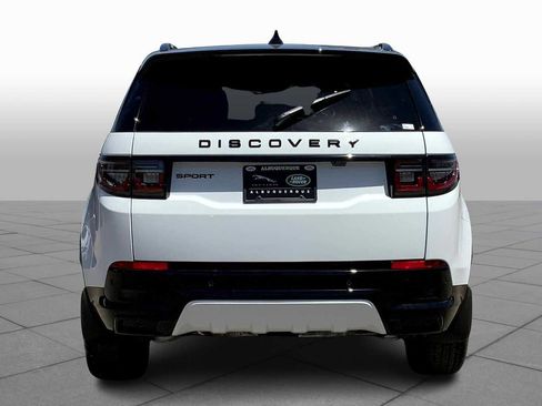 Used 2025 Land Rover Discovery Sport Dynamic SE image 4
