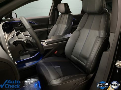 Used 2024 Cadillac Lyriq Luxury image 56