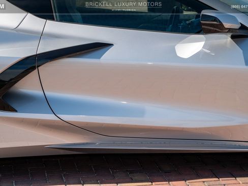 Used 2020 Chevrolet Corvette Stingray w/ Z51 Performance Package image 36