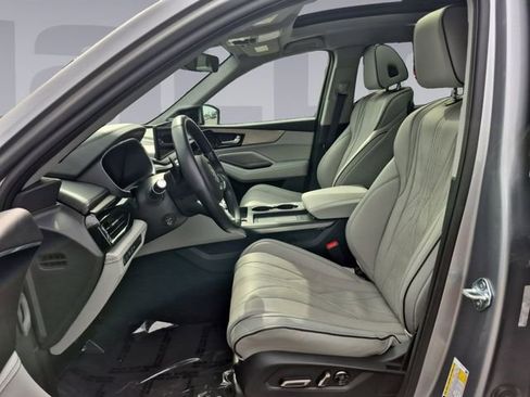 Used 2025 Acura MDX w/ Advance Package image 10