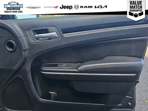 Used 2023 Chrysler 300 Touring w/ Safetytec Plus Group RWD image 29
