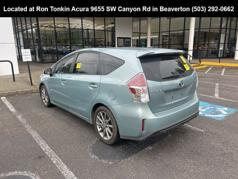 Used 2015 Toyota Prius V Five image 6