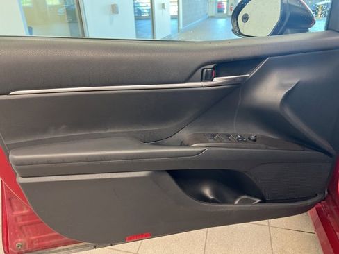 Used 2021 Toyota Camry LE image 16