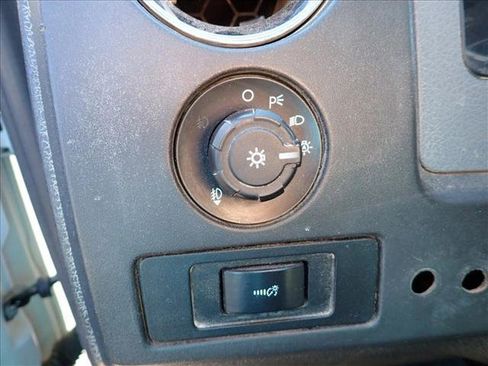 Used 2014 Ford F150 XLT w/ Equipment Group 301A Mid image 12