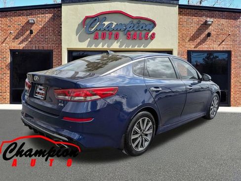 Used 2019 Kia Optima EX w/ EX Premium Package image 4