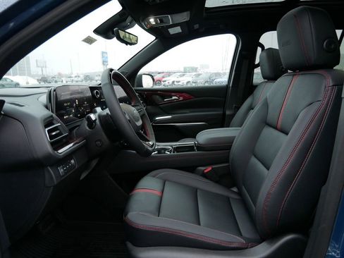 New 2026 Chevrolet Traverse RS image 13