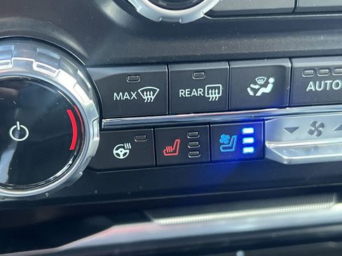 New 2026 Ford F250 Platinum w/ FX4 Off-Road Package AWD/4WD image 27
