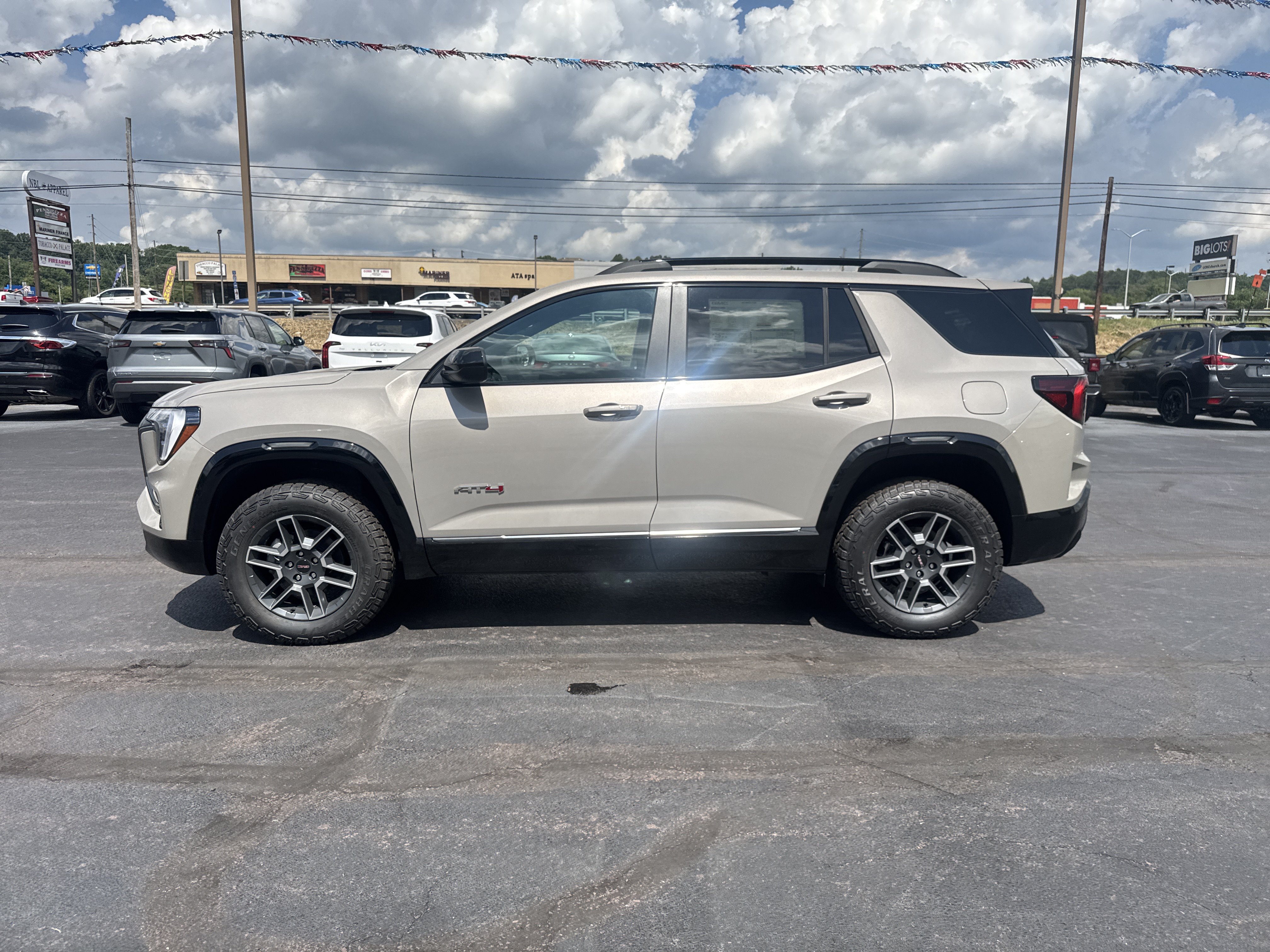 New 2027 GMC Terrain AT4 w/ Convenience Package III AWD/4WD image 7
