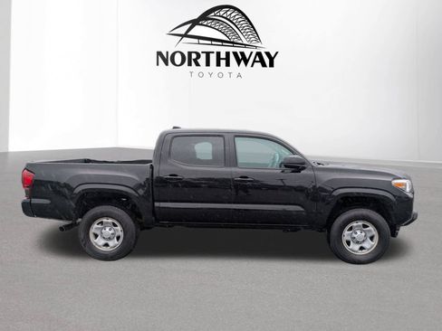 Used 2023 Toyota Tacoma SR AWD/4WD image 3