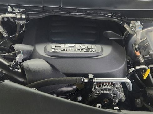 Used 2019 RAM 2500 Laramie image 41