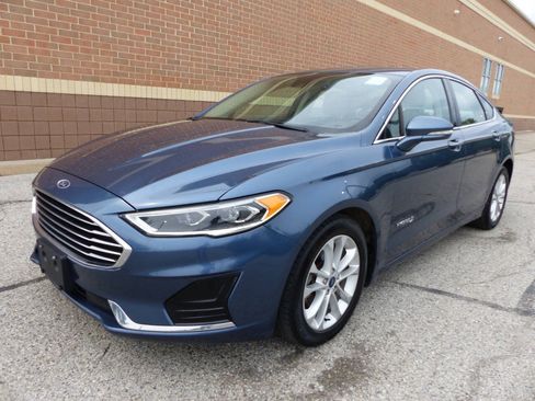 Used 2019 Ford Fusion SEL FWD image 6