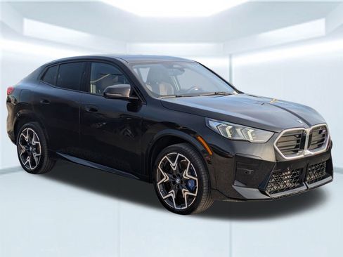 Used 2025 BMW X2 M35i w/ Premium Package image 8