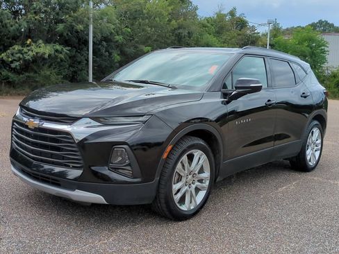 Used 2020 Chevrolet Blazer LT w/ Sound & Technology Package FWD image 1