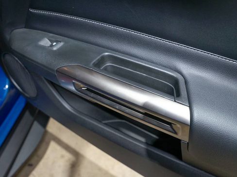 Used 2022 Ford Mustang Shelby GT500 w/ Technology Package image 35