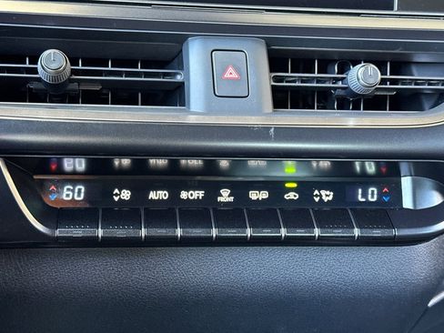 Certified 2025 Lexus UX 300h FWD w/ Accessory Package (Z2) image 26
