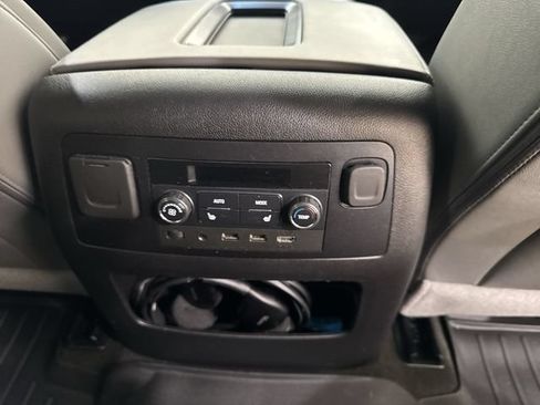 Used 2018 Chevrolet Tahoe LT RWD image 22