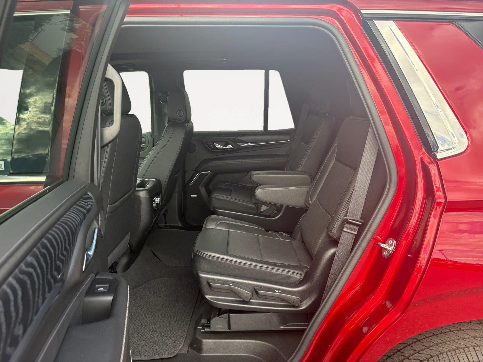 Used 2023 GMC Yukon Denali w/ Max Trailering Package AWD/4WD image 13