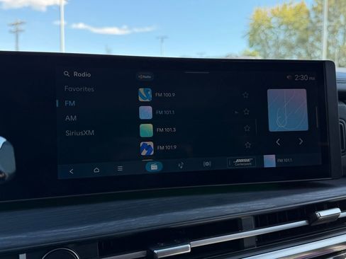 Used 2025 Hyundai Santa Fe Limited image 8