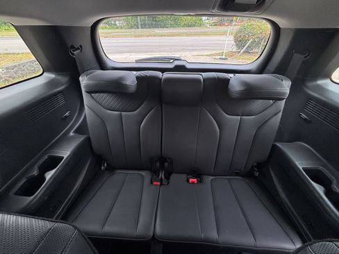 Used 2024 Hyundai Palisade SEL FWD image 25
