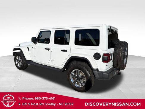 Used 2020 Jeep Wrangler Unlimited Sahara w/ Dual Top Group AWD/4WD image 8
